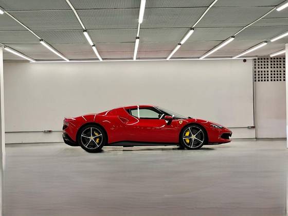 FERRARI 296 GTB 3.0 V6 TURBO PHEV F1-DCT